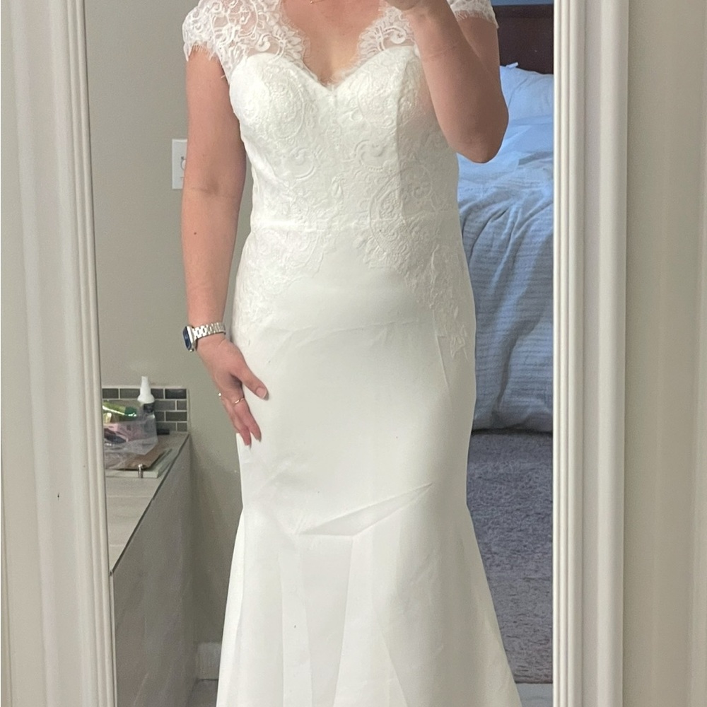 Cream and White Sweetheart Flutter Sleeve Wedding Gown